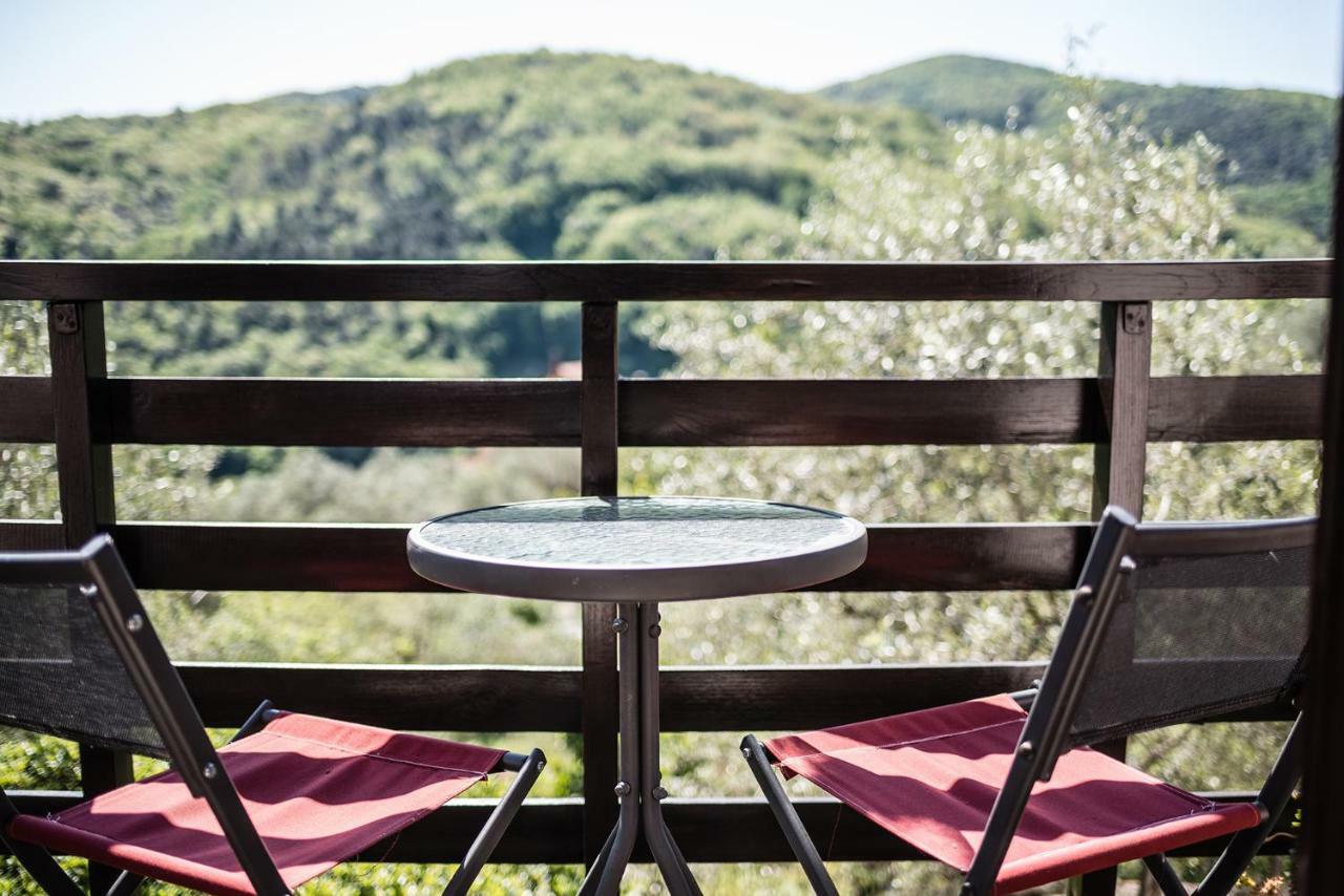 レーリチ La Fattoria Di Nonna Eugenia Bed & Breakfast エクステリア 写真